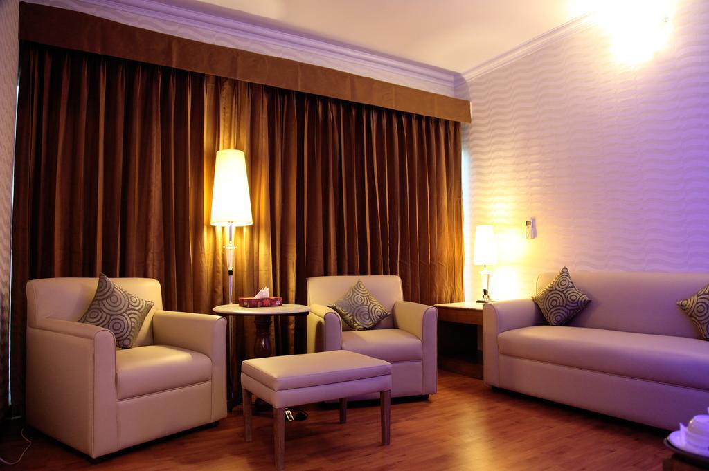 Hotel Swiss Garden Dhaka Buitenkant foto