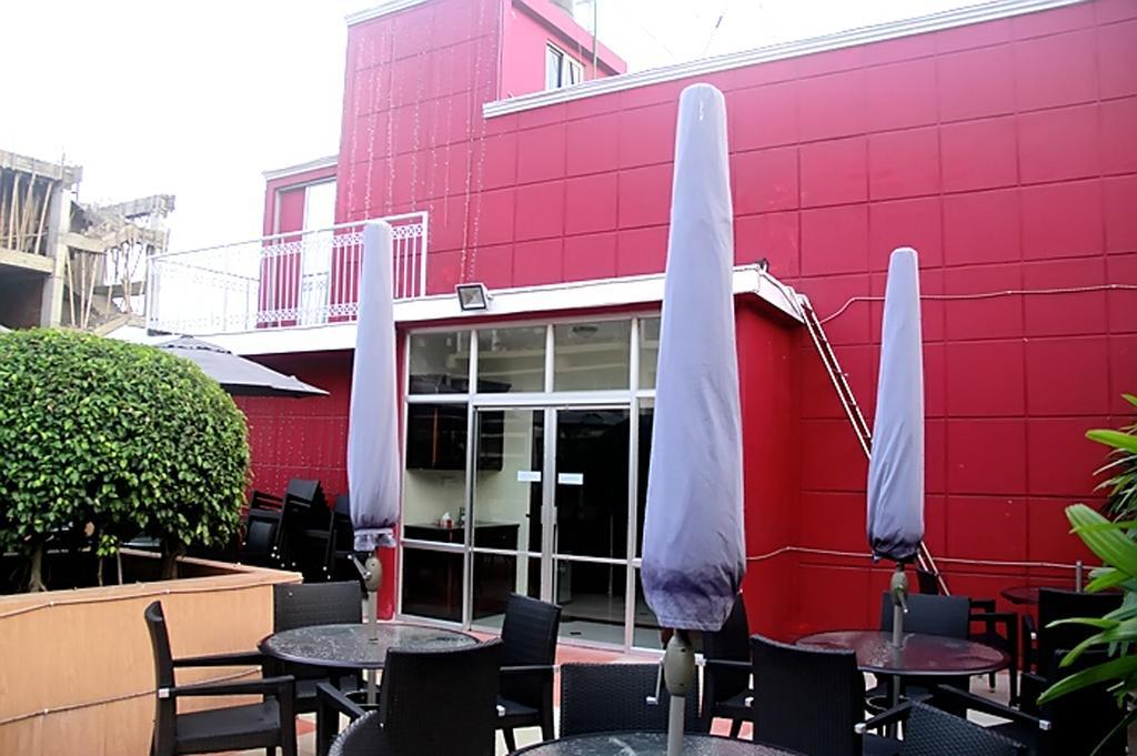 Hotel Swiss Garden Dhaka Buitenkant foto